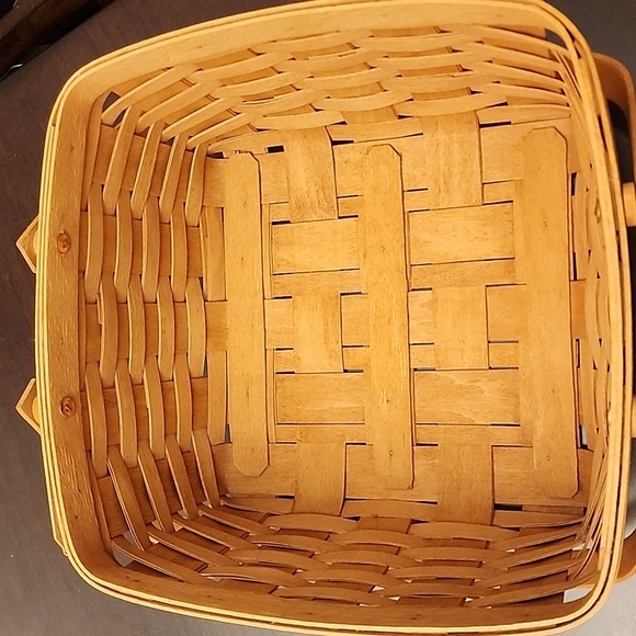 1998 Longaberger Cake Basket - Picture 2 of 6